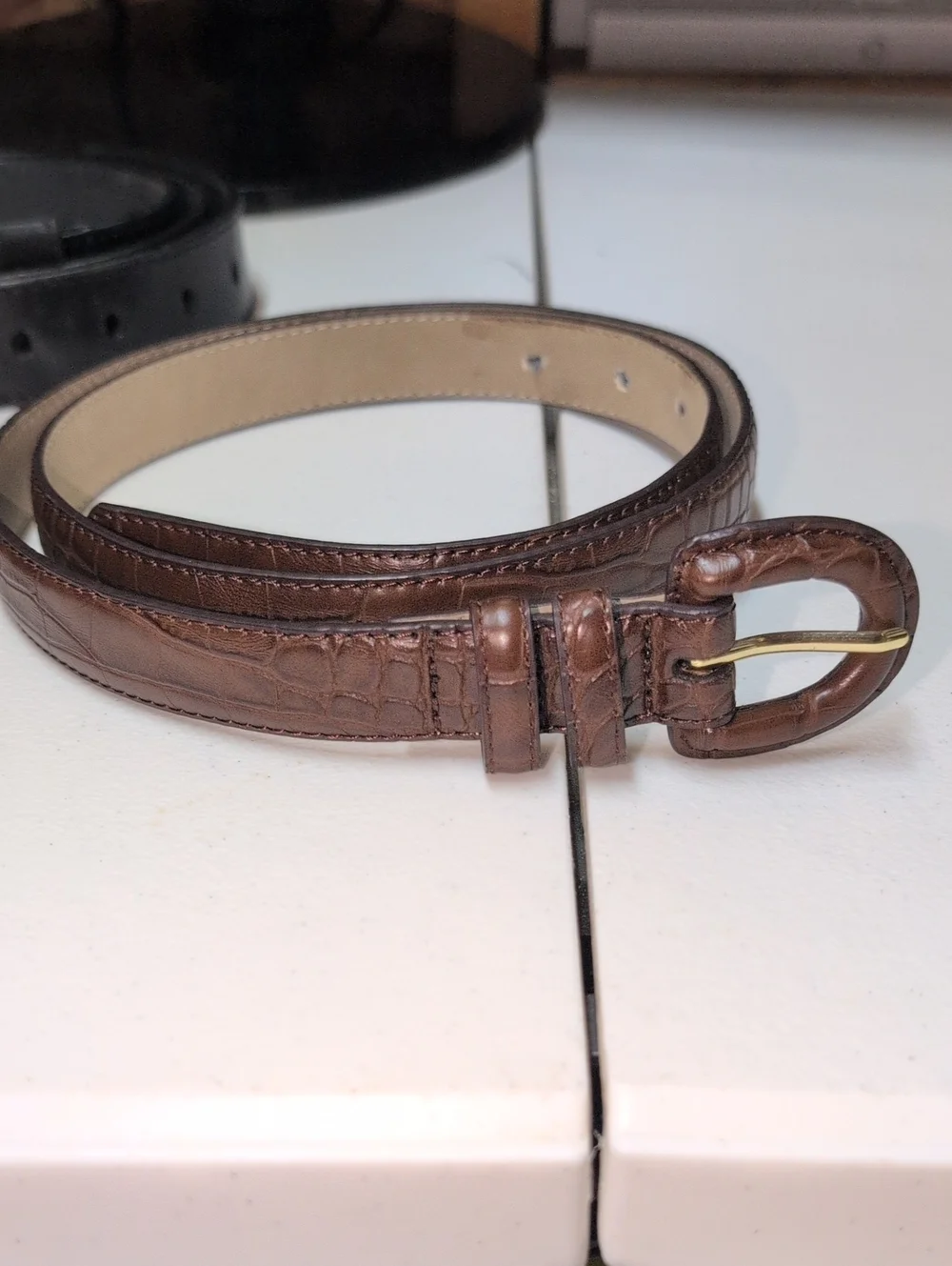 Classic Men's Wrist 38 Assorted. Belts (94)